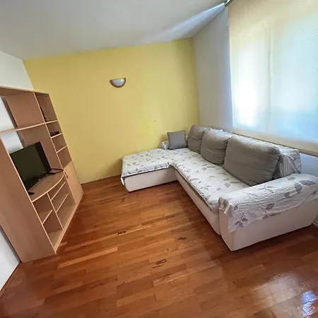 L&l Apartment
